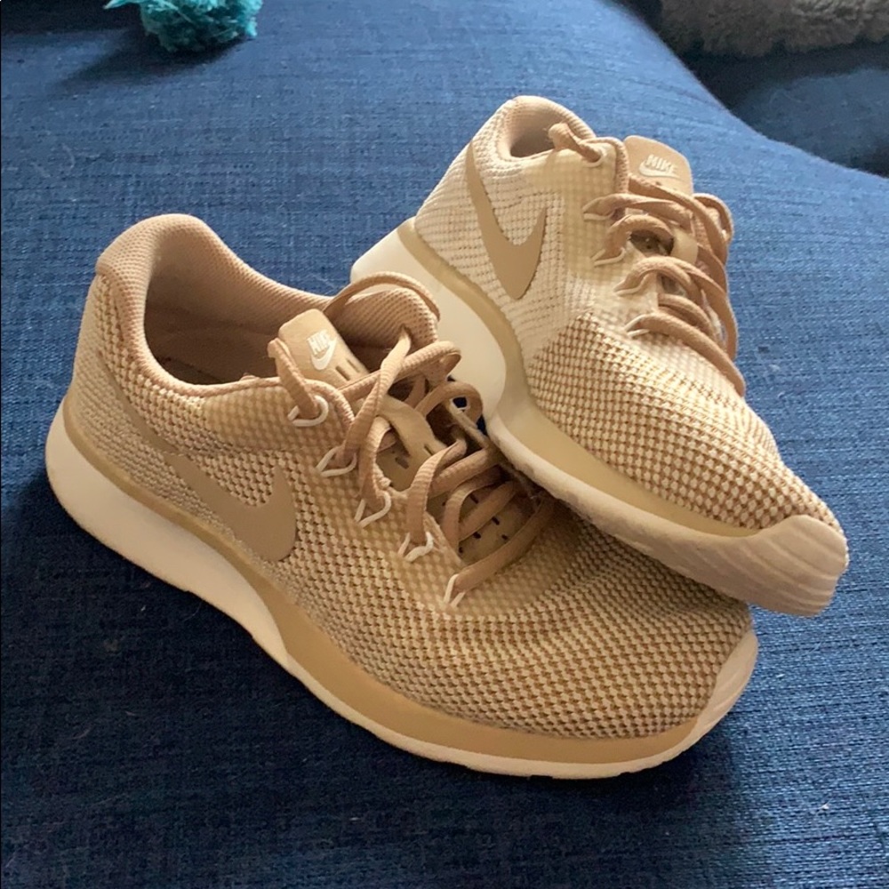 Women’s Nike Shoes